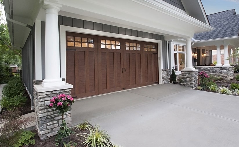 Garage door detail image
